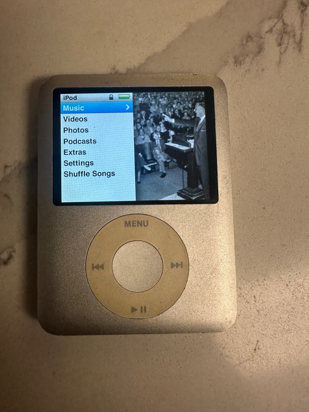 iPod nano 3rd Gen 4GB